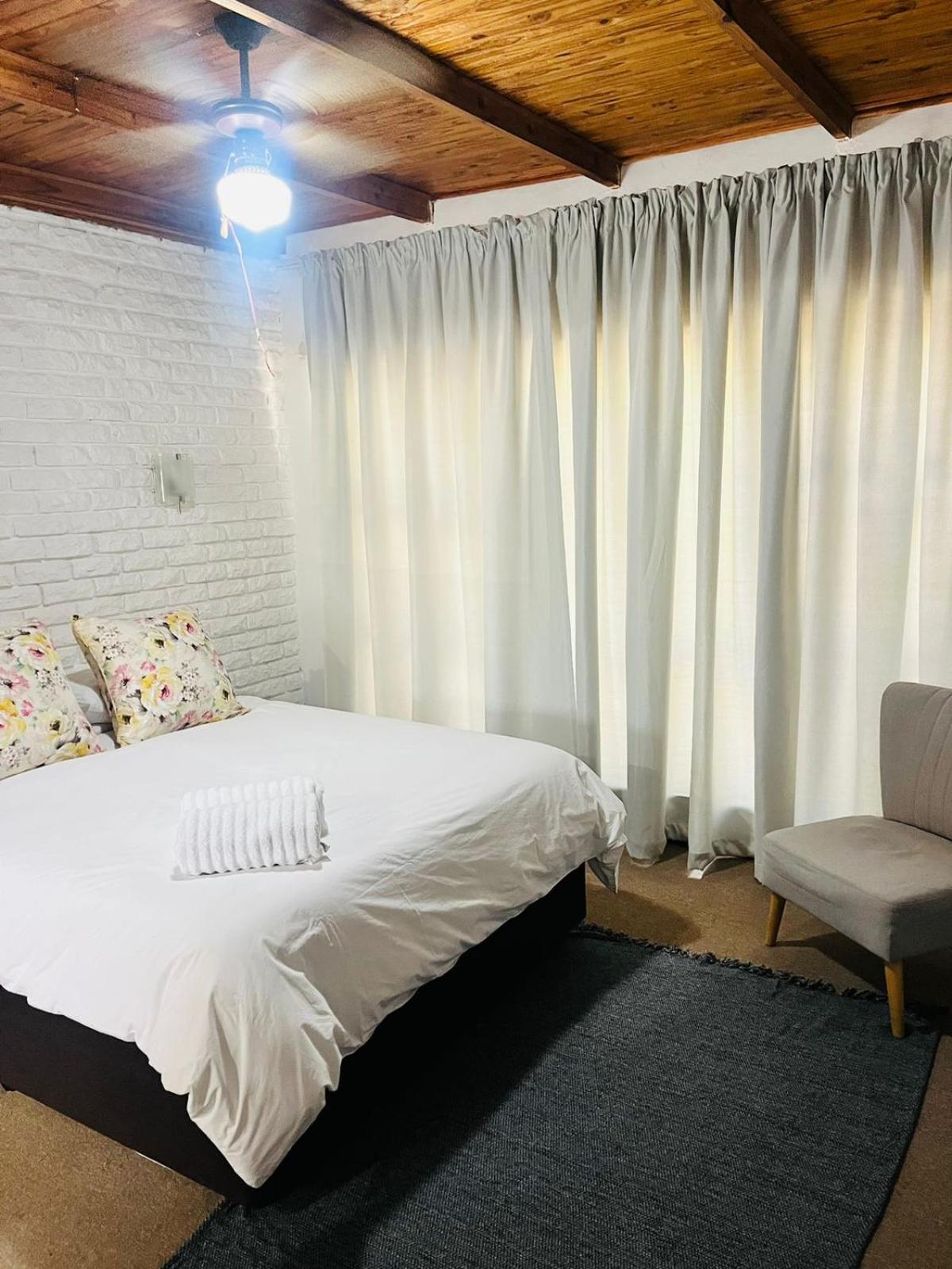 The Hart House Bed and Breakfast Hartbeespoort Εξωτερικό φωτογραφία